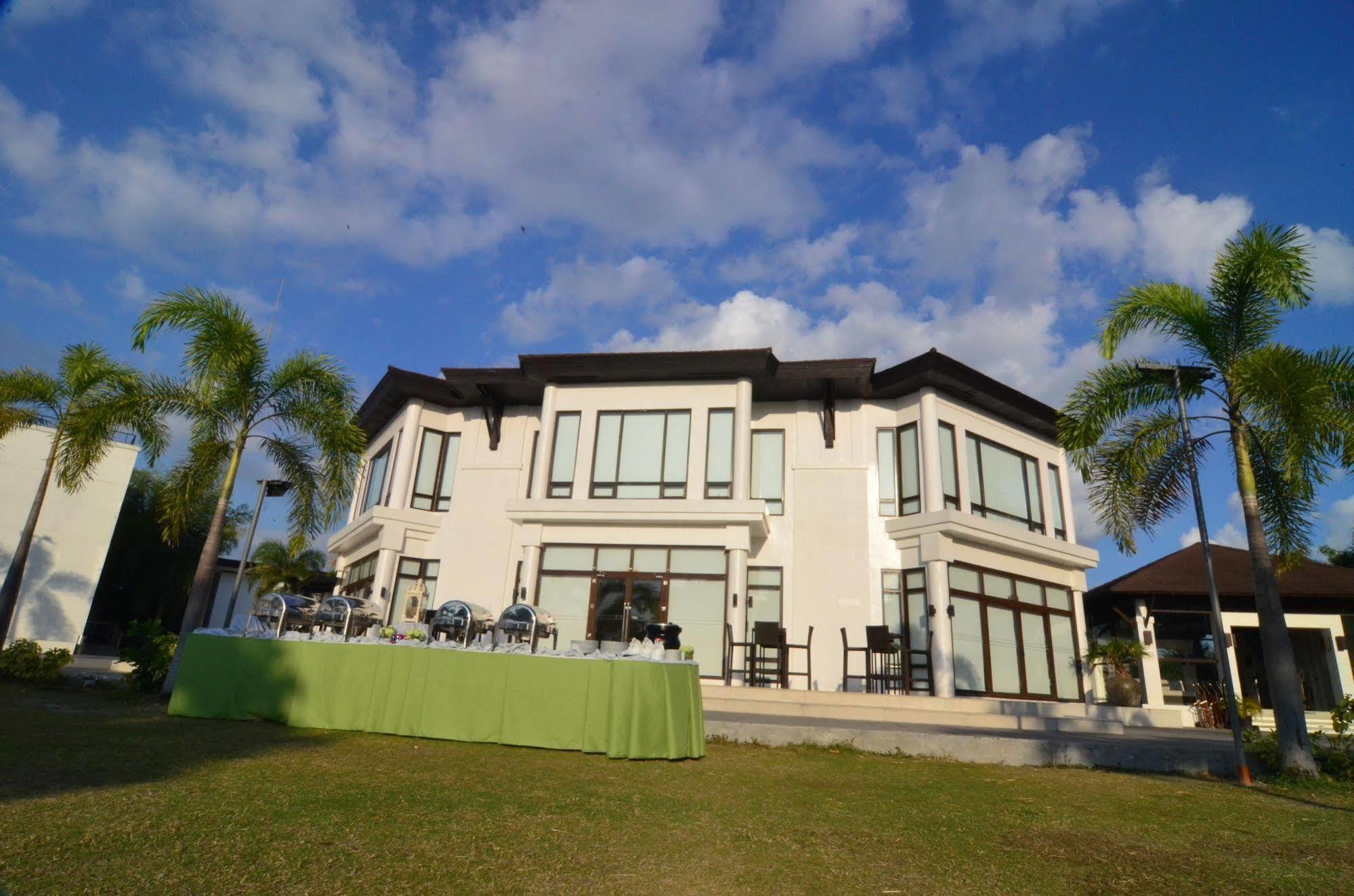 Kamana Sanctuary Resort & Spa Olongapo Eksteriør bilde